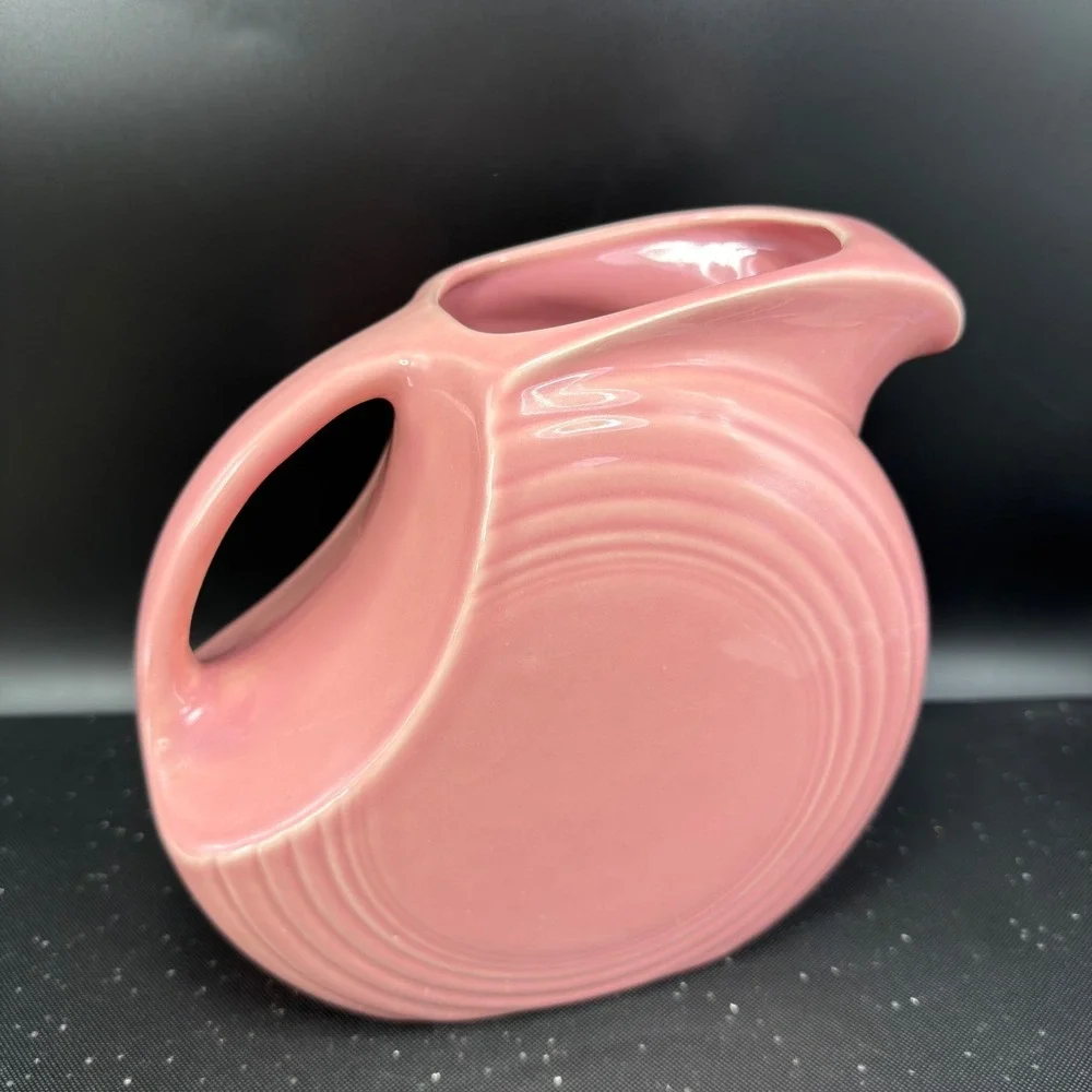 Fiesta‎ Rose Disc Water Pitcher Vintage Pink Homer Laughlin Fiestaware USA 7in
